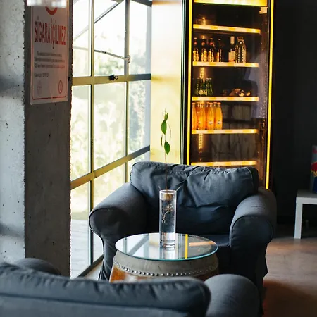 Hotel Quonset Glamping