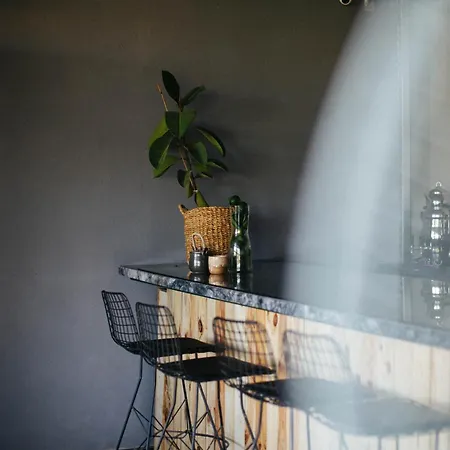 Quonset Glamping Szálloda *