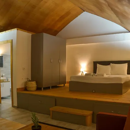 Quonset Glamping سفيريهيسار