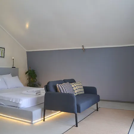 Szálloda Quonset Glamping *