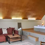 Quonset Glamping Hotel Seferihisar