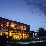 Hotel Quonset Glamping 3*