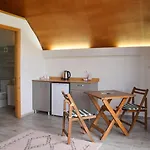 Quonset Glamping Hotel 3*