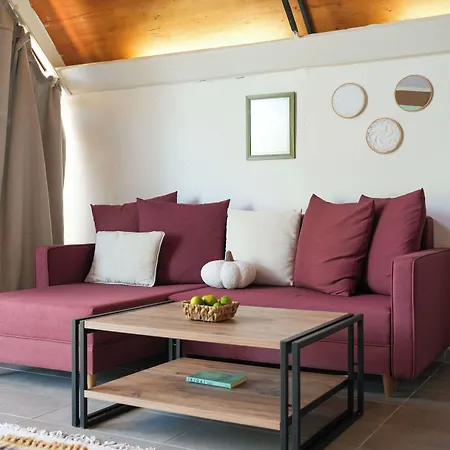 ホテル Quonset Glamping セェフェリヒサール